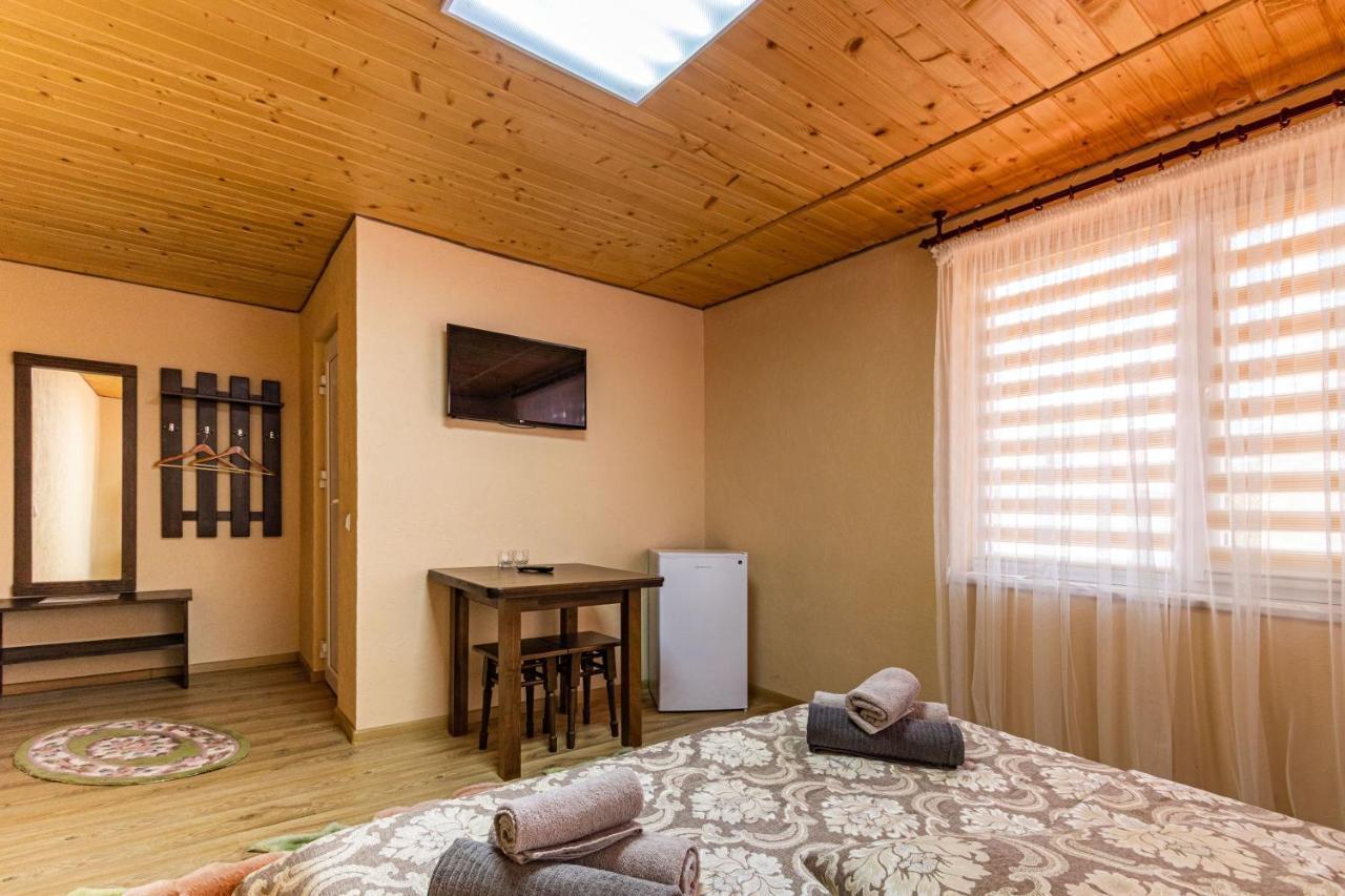 Ранчо Офре Solotvyno Exteriör bild